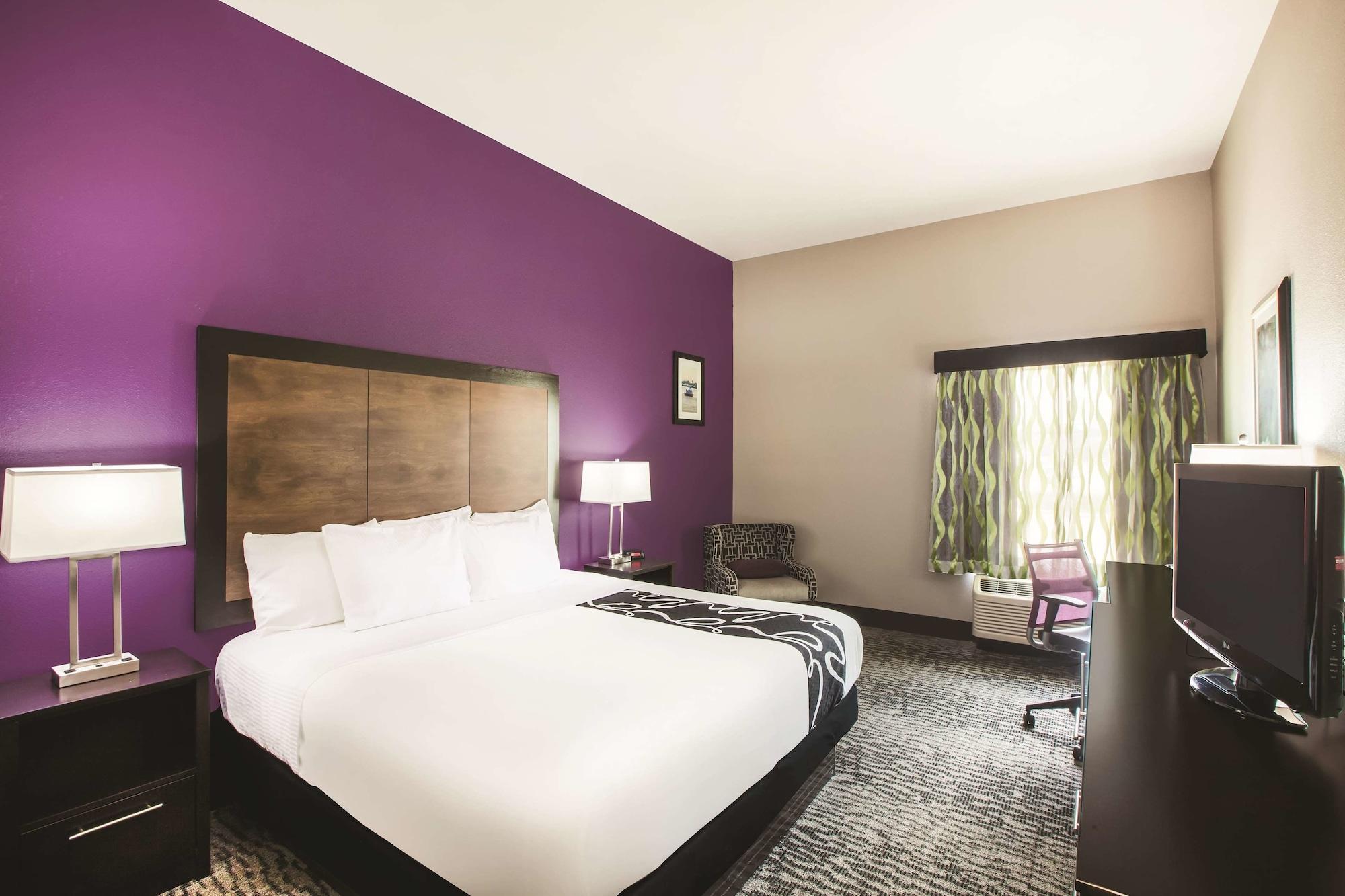 La Quinta By Wyndham Baton Rouge Hotel
