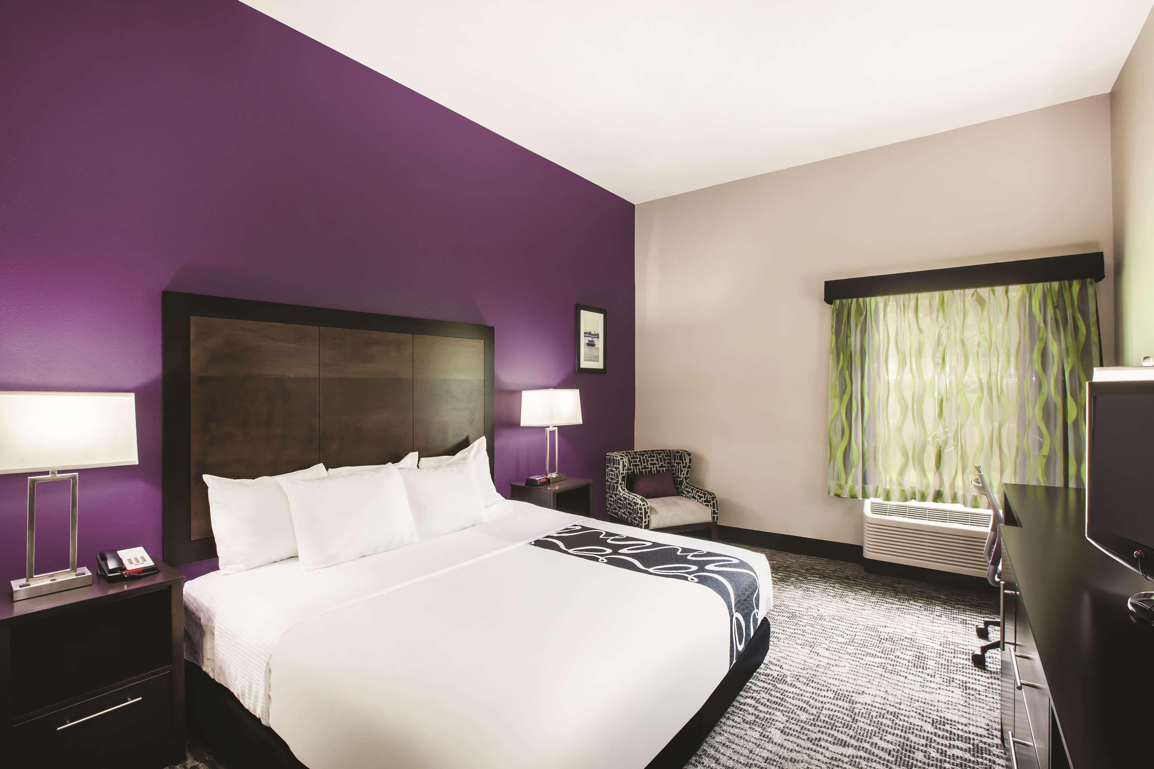 La Quinta By Wyndham Baton Rouge Hotel 3*