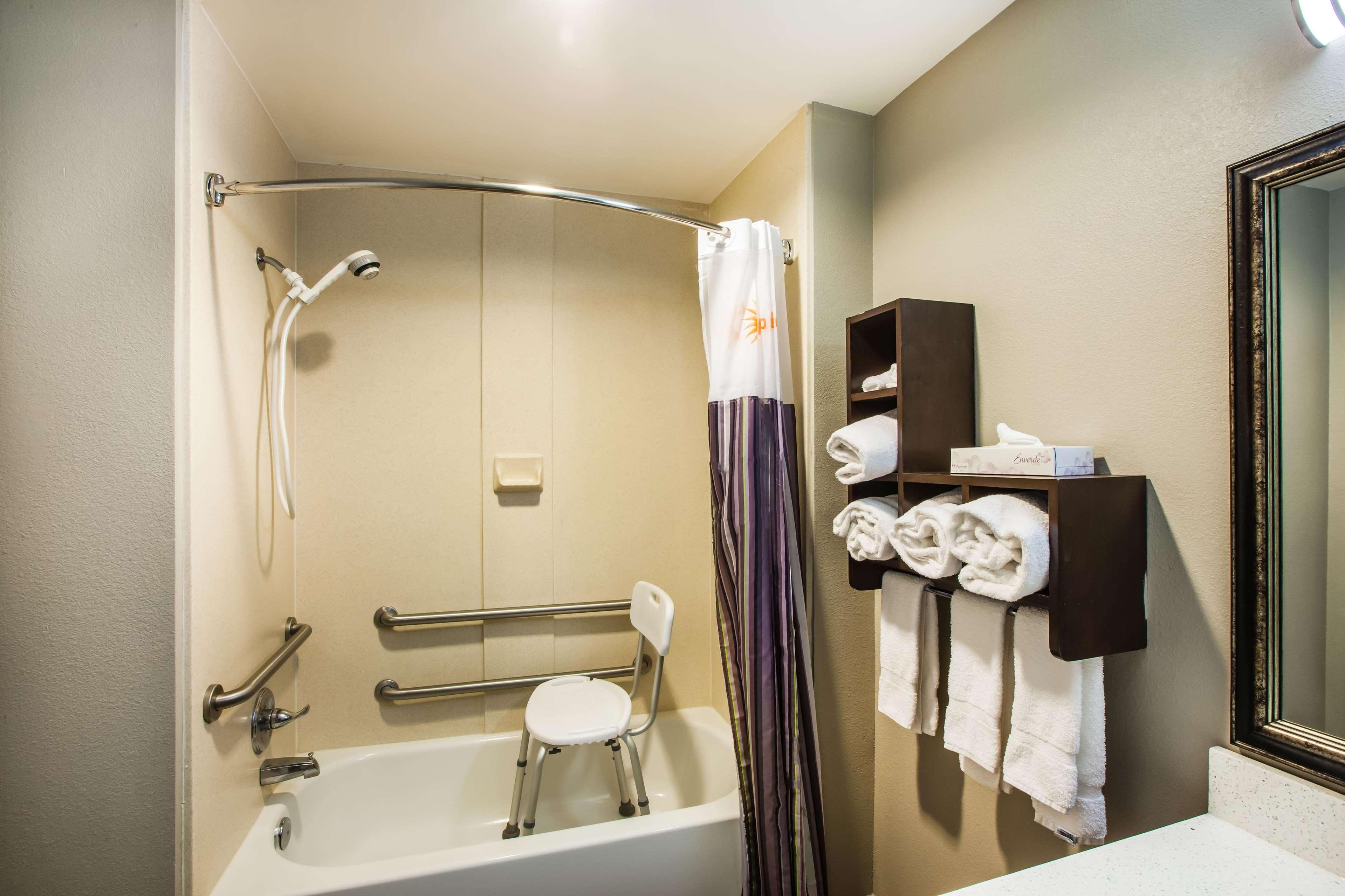 Hotel La Quinta By Wyndham Baton Rouge 3*
