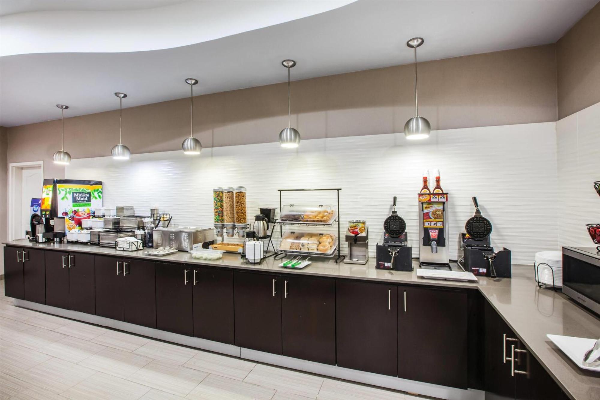La Quinta By Wyndham Baton Rouge Hotel Denham Springs
