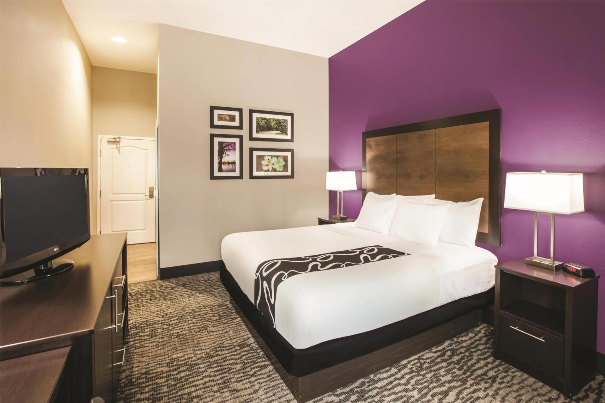 Hotel La Quinta By Wyndham Baton Rouge 3*