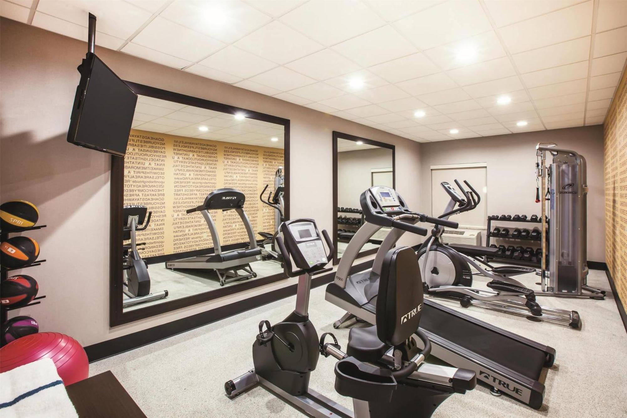 La Quinta By Wyndham Baton Rouge Hotel Denham Springs