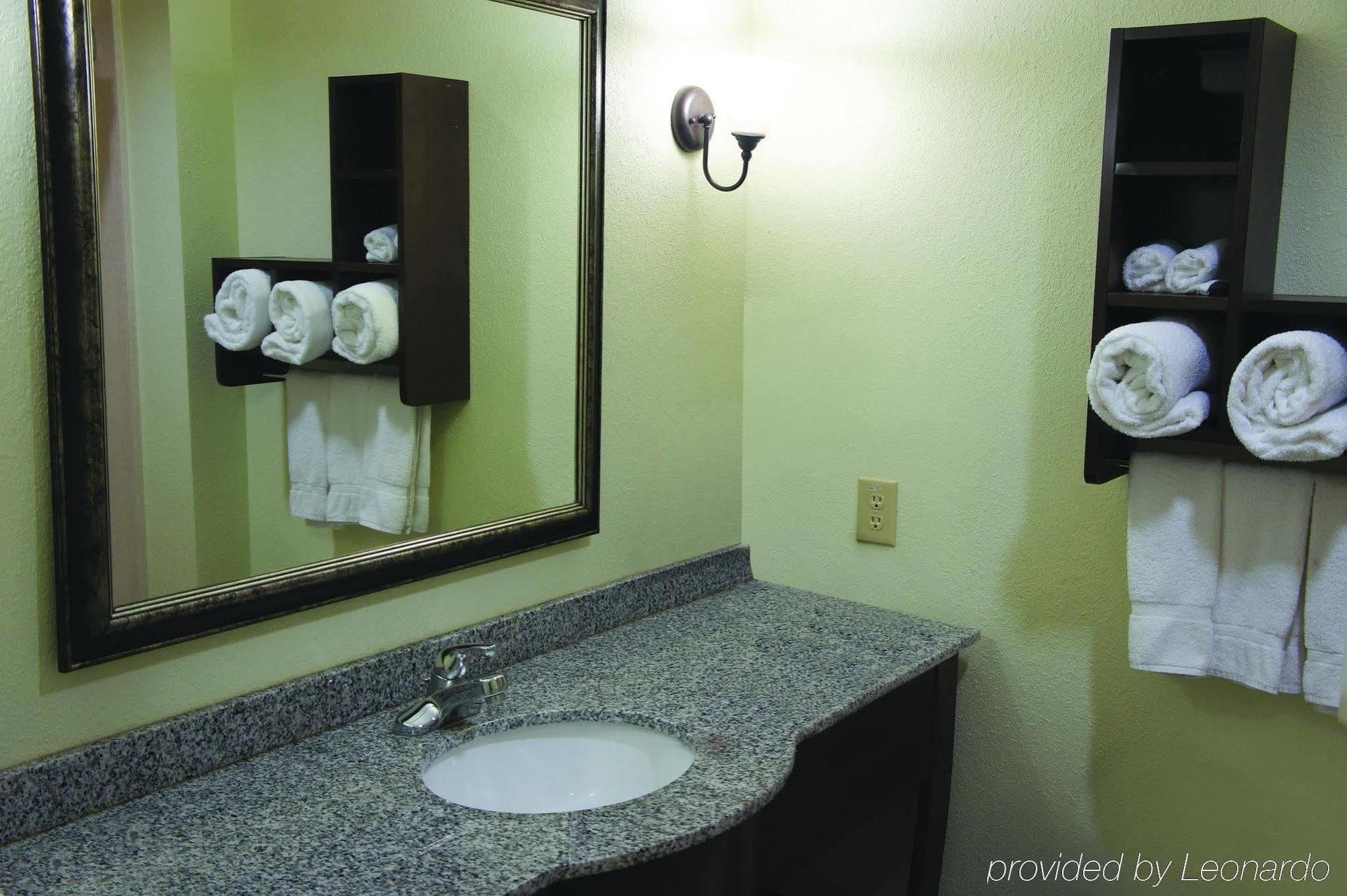 La Quinta By Wyndham Baton Rouge Hotel Denham Springs