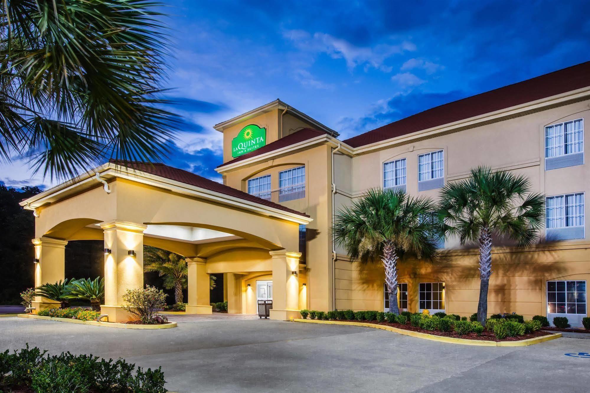 Hotel La Quinta By Wyndham Baton Rouge 3*