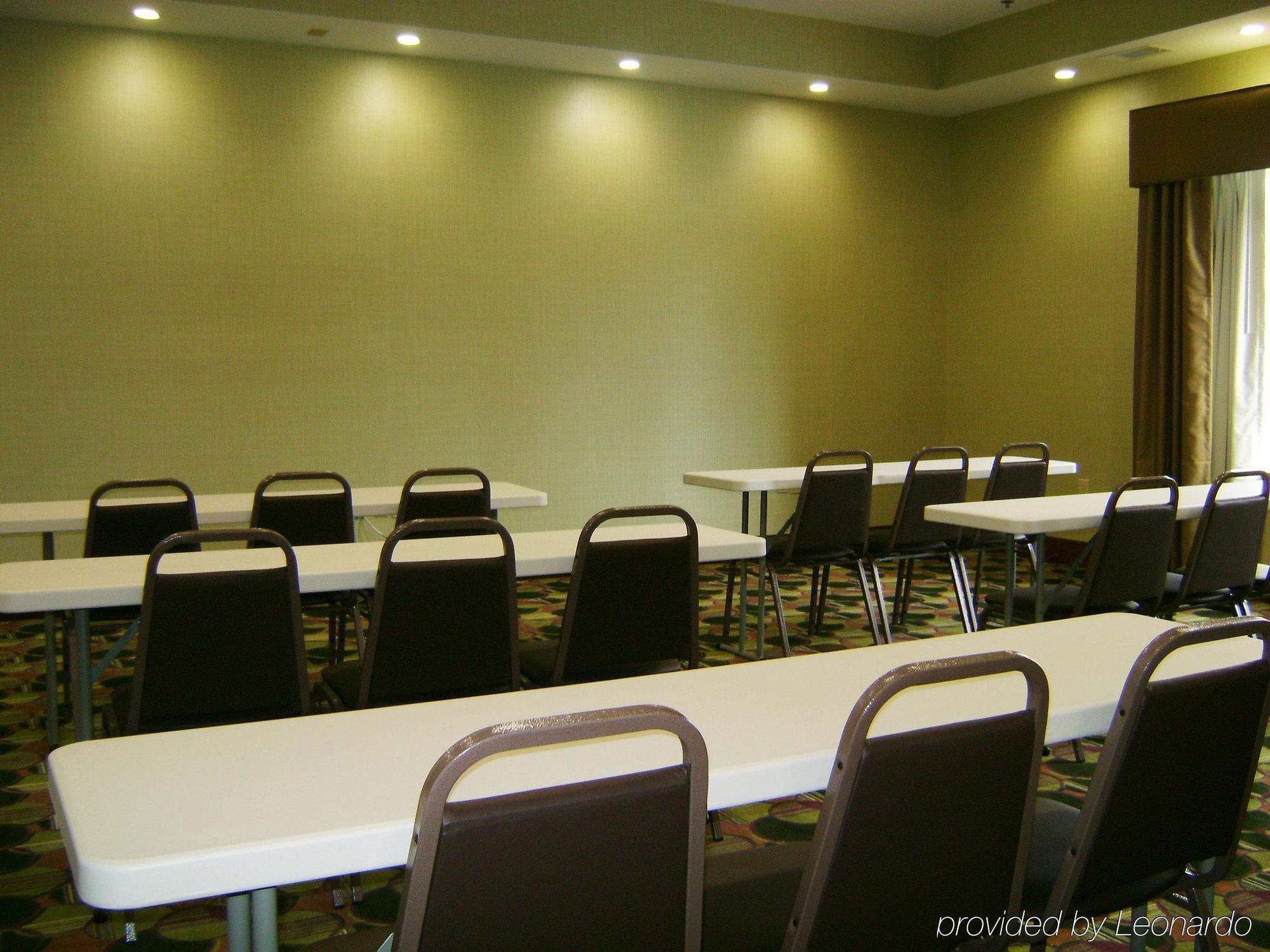 La Quinta By Wyndham Baton Rouge Hotel